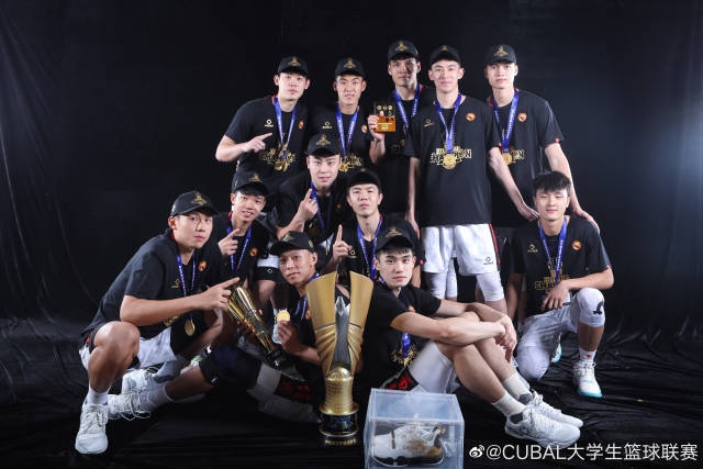 星空体育·(China)官方网站男子篮球队。 图源:CUBAL大学生篮球联赛 星空体育·(China)官方网站男子篮球队。 图源:CUBAL大学生篮球联赛